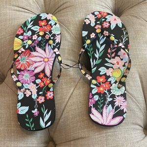 vera bradley floral flip flops